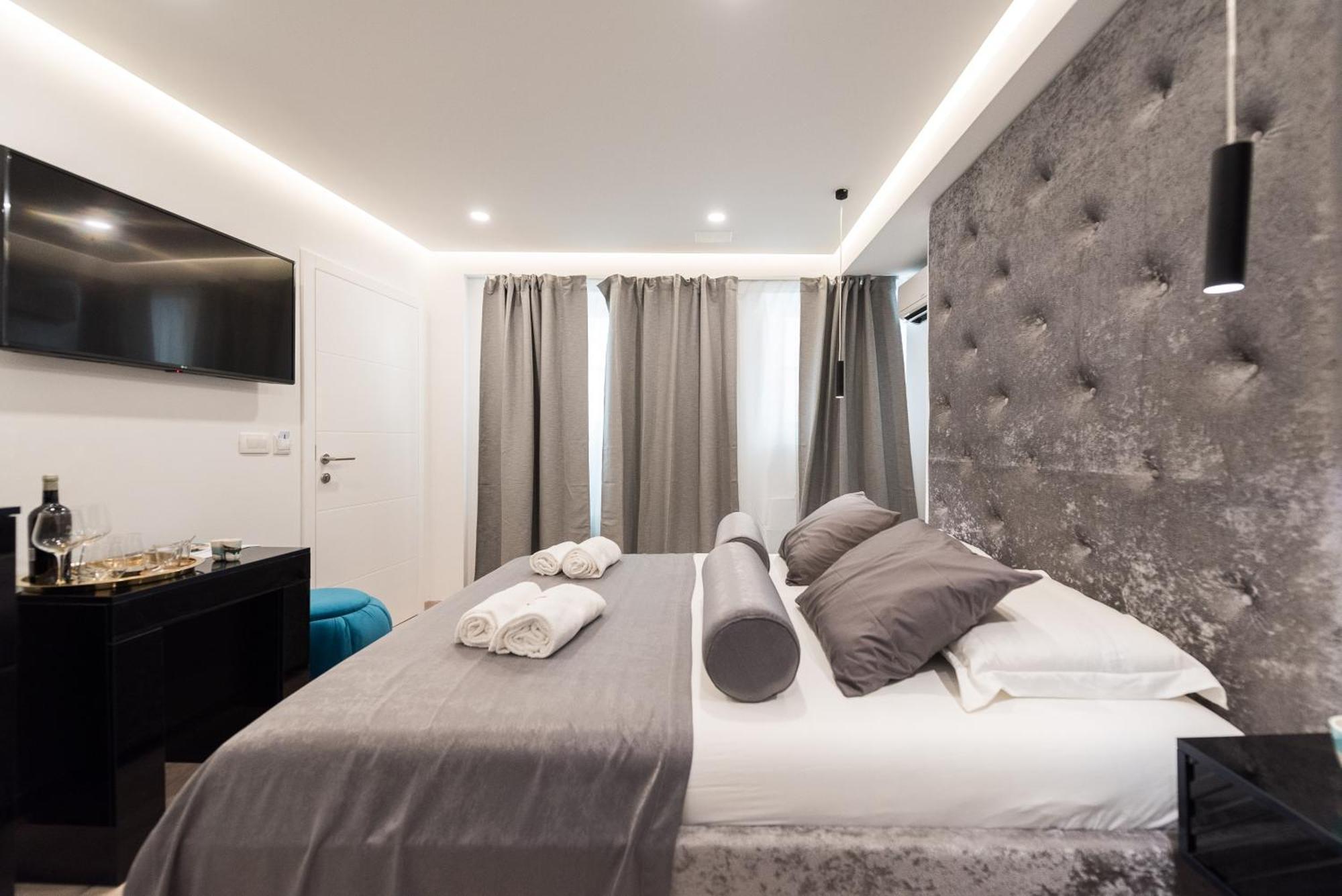 10 Heritage Rooms ซาดาร์ ภายนอก รูปภาพ