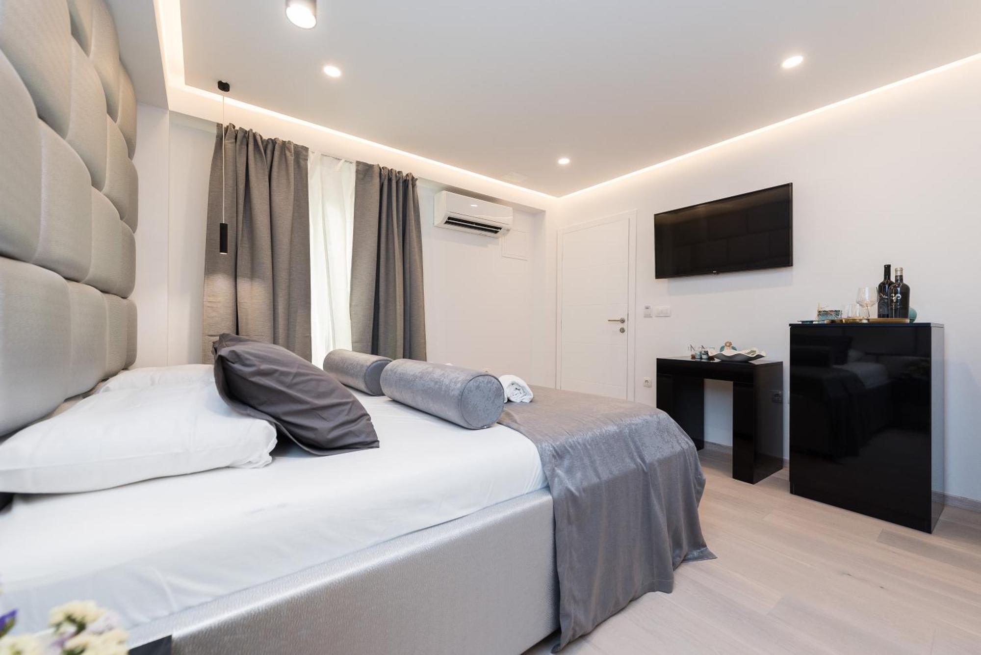 10 Heritage Rooms ซาดาร์ ภายนอก รูปภาพ